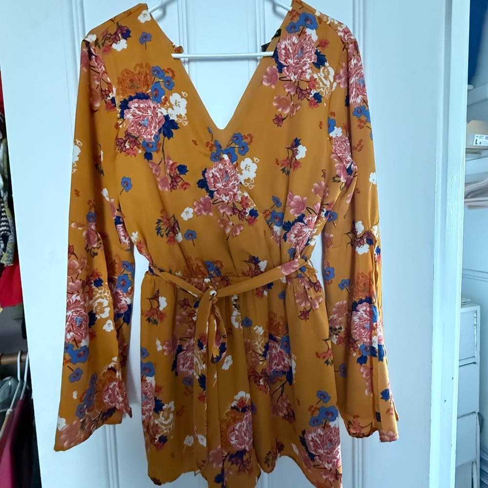 Floral V-Neck Wrap Top